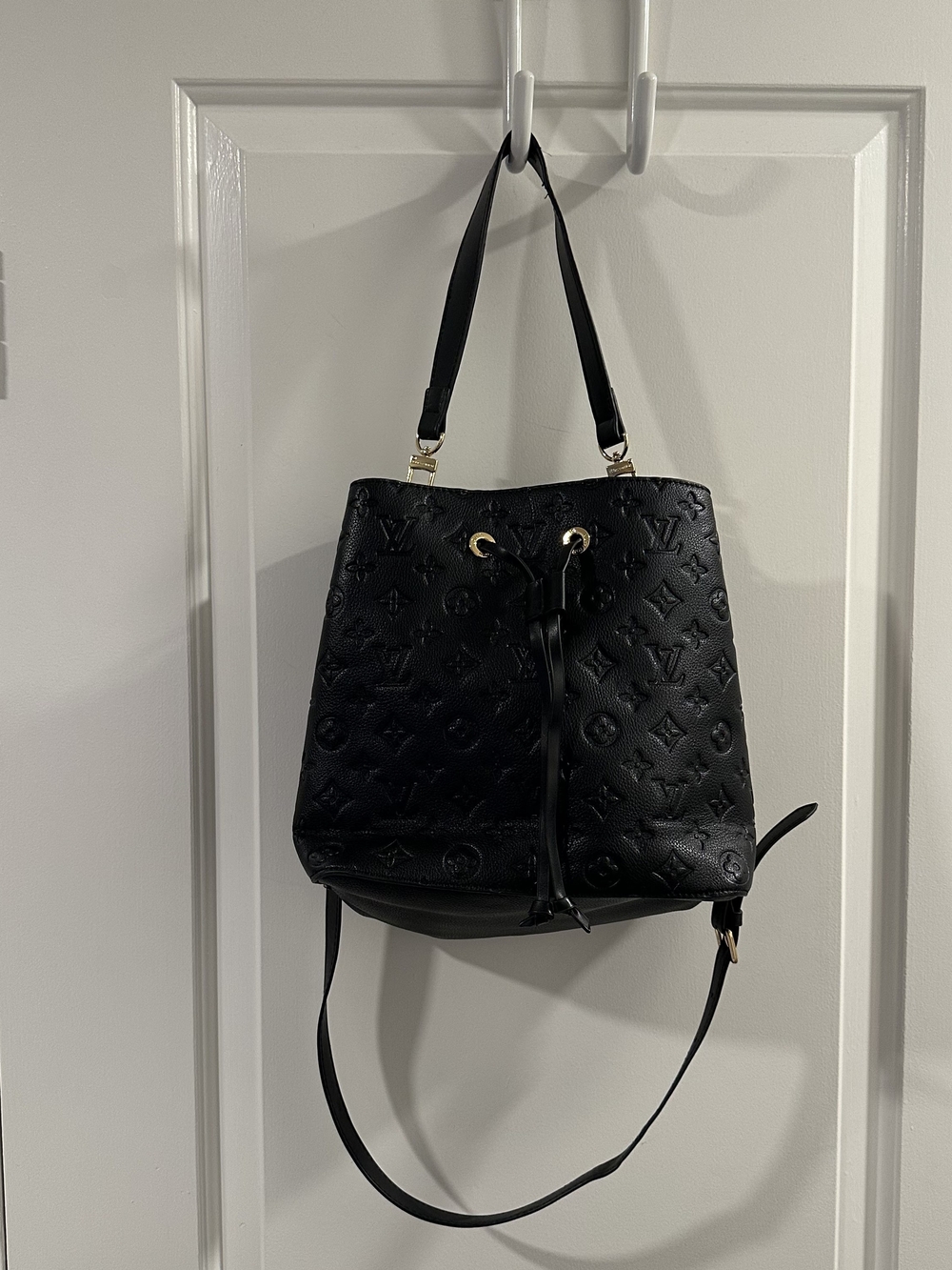 Black Leather Embossed Bucket Bag in Black with Gold Tone - Picture 2 of 10